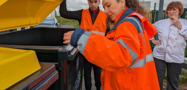 DISTRIBUTION DES BACS EN PAUSE TEMPORAIRE